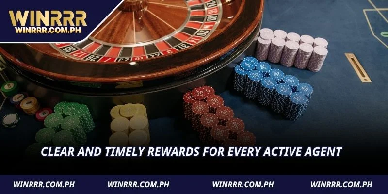 Clear and timely rewards for every active agent